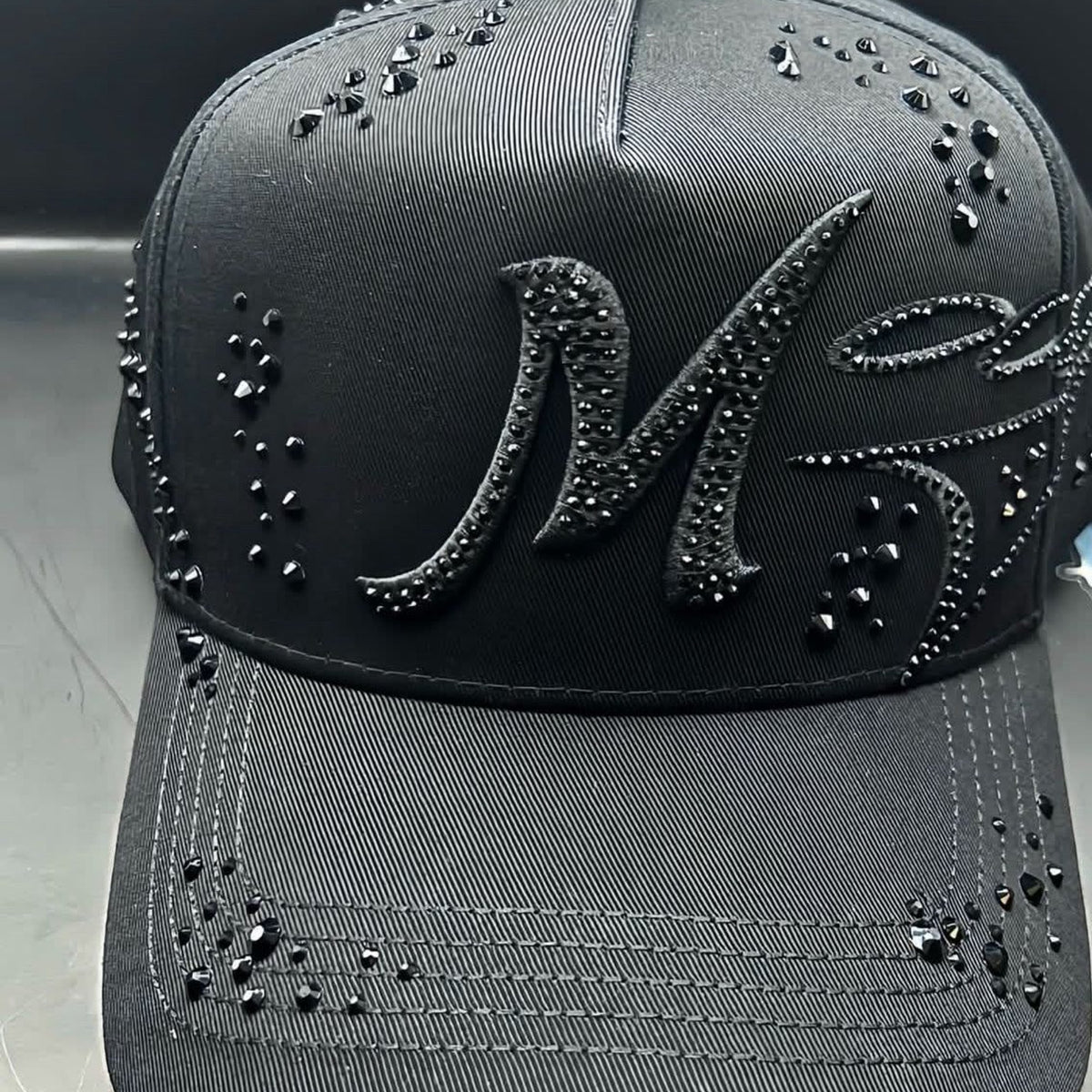 Gorro M Black Ice negro con strass negro